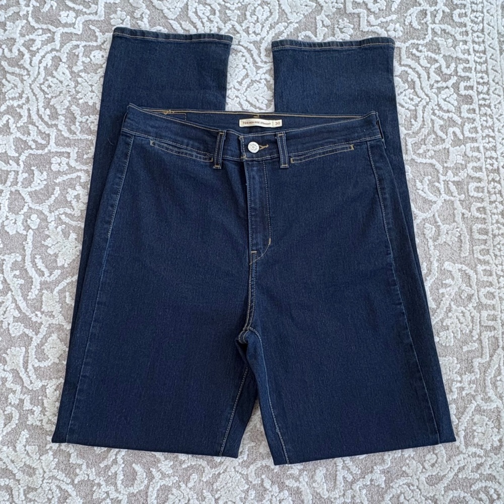 NWOT Levi’s Tailored 724 High Rise Straight - Picture 4 of 16